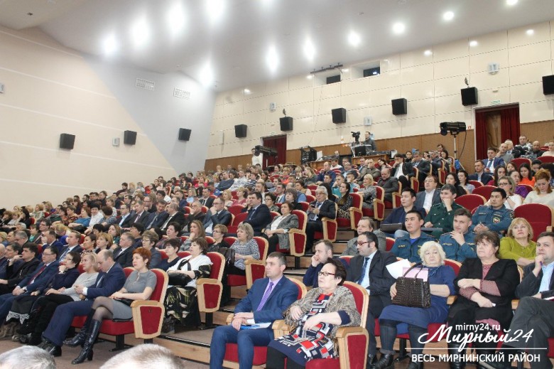 Мирнинцы приняли отчёт правительства Якутии фото 3
