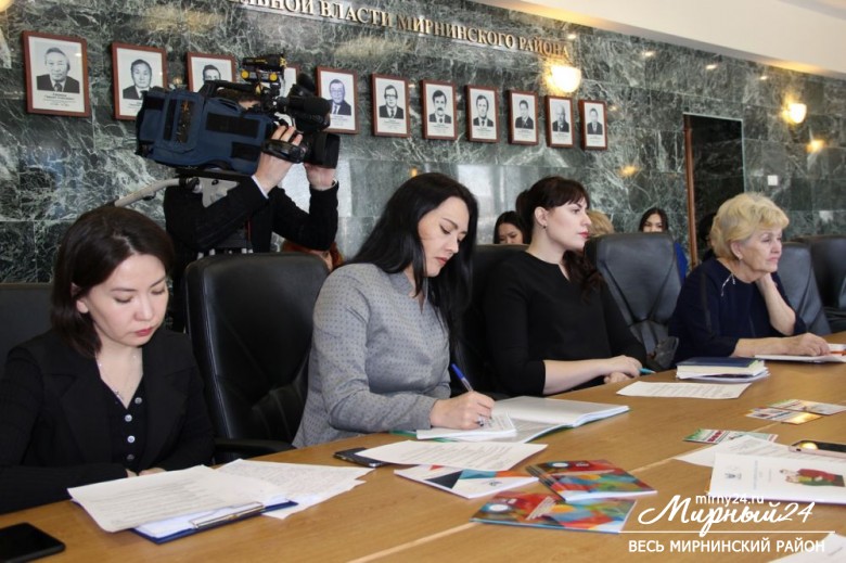 Семинар по профилактике жестокого обращения с детьми: опыт и взаимодействие фото 2