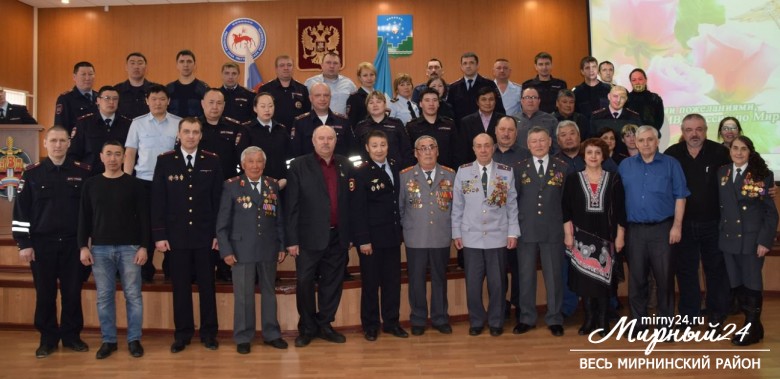 День ветеранов органов внутренних дел и внутренних войск МВД России фото 2